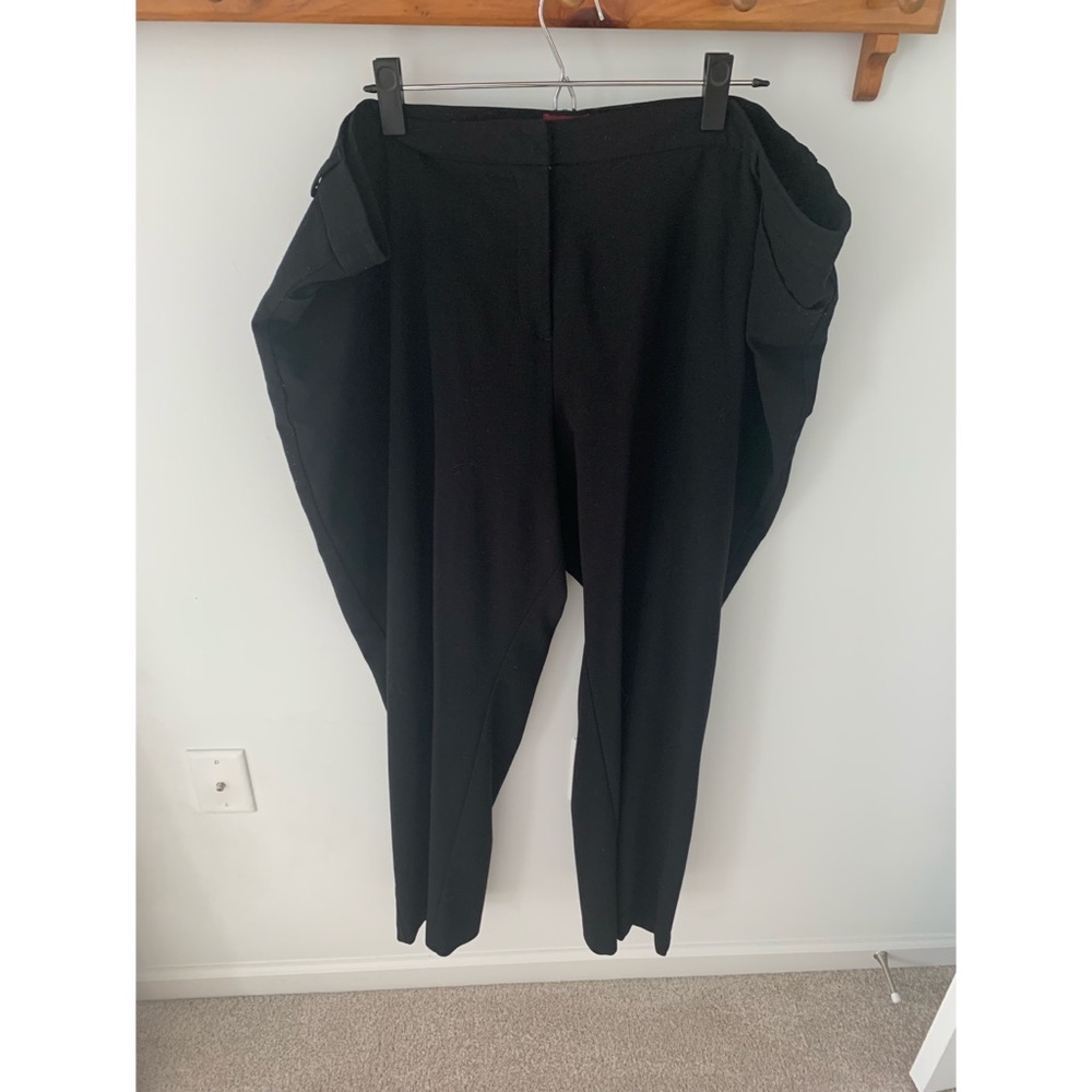 Women’s, Black trousers, size 24